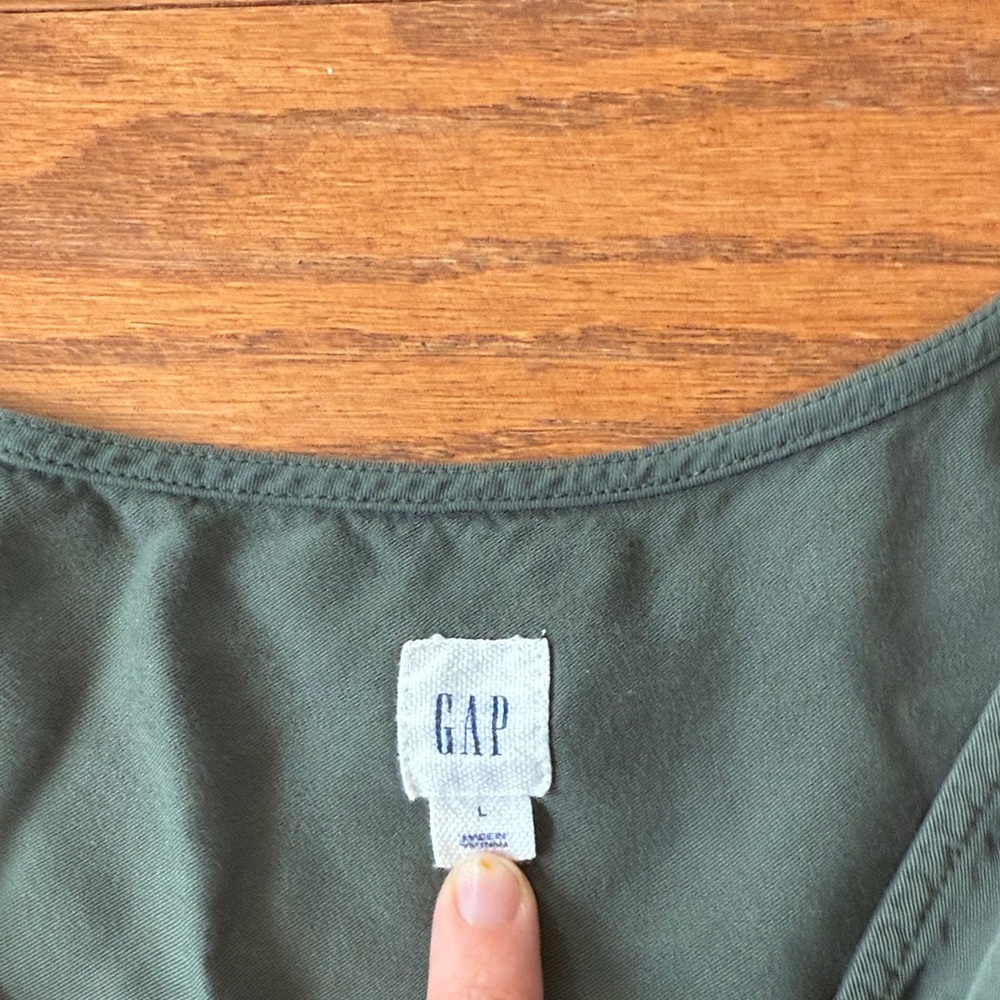 Gap olive green wide leg cropped jumpsuit - Picture 2 of 6
